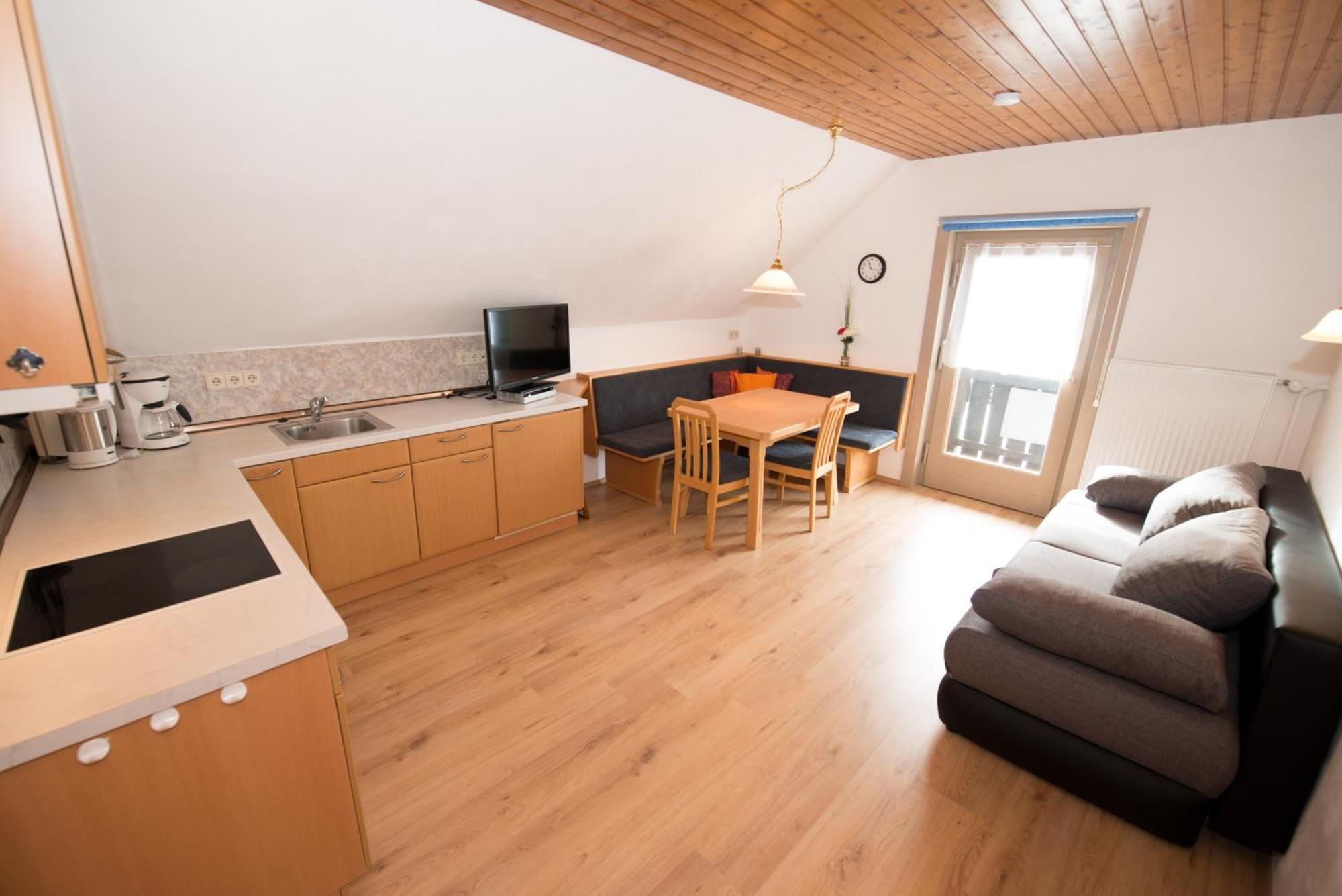Haus Binder Appartement Weissensee Buitenkant foto