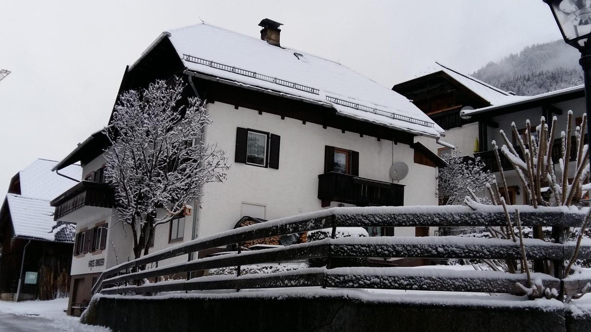 Haus Binder Appartement Weissensee Buitenkant foto